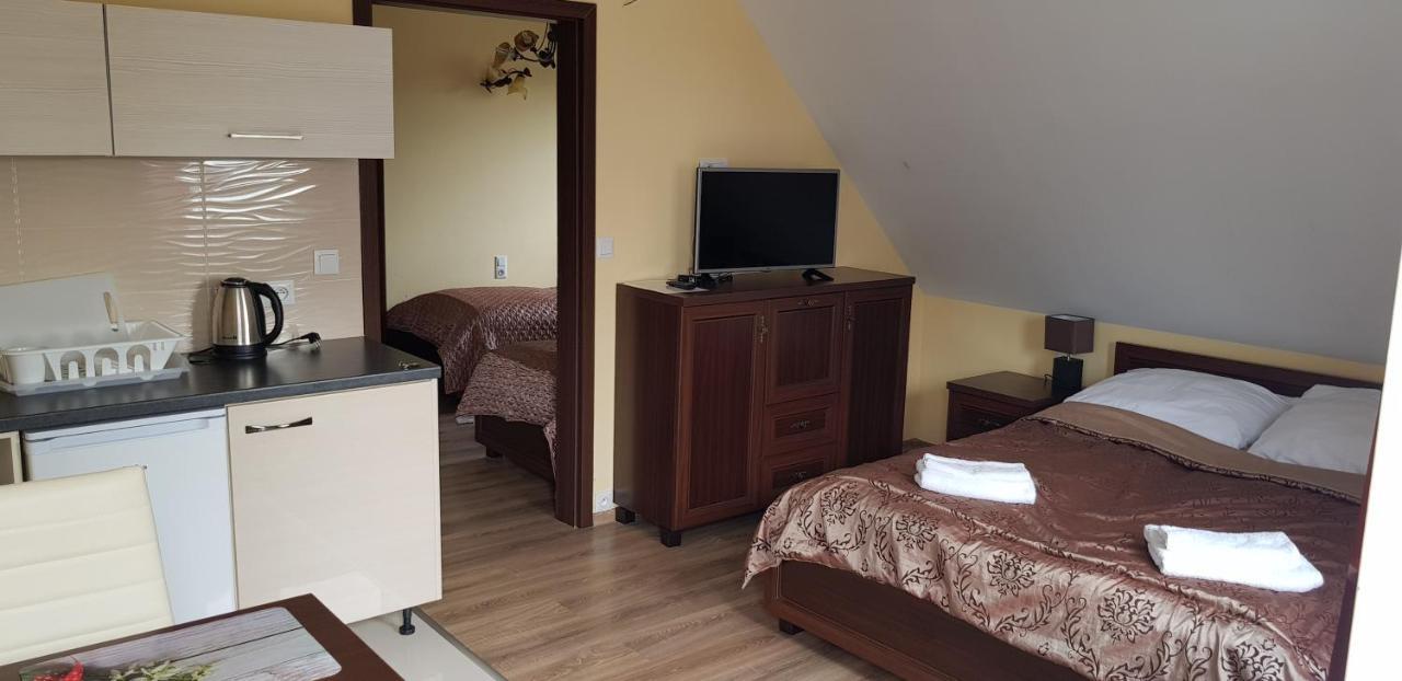 Apartamenty Maja -Pokoje - Domy Wakacyjne -Basen Podgrzewany -Jacuzzi - Sauna Łeba Exterior foto