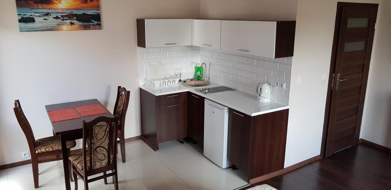 Apartamenty Maja -Pokoje - Domy Wakacyjne -Basen Podgrzewany -Jacuzzi - Sauna Łeba Exterior foto